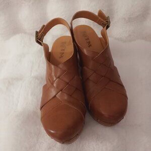 KORKS-Ease Wynne Clog Ultra Comfy Brown Leather Chunky Heel Boho Platform-Size 1